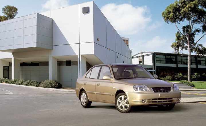 HYUNDAI Accent