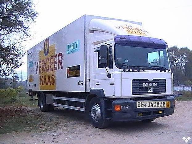 MAN M2000 