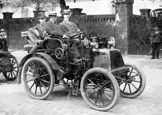 �h��nix-Daimler